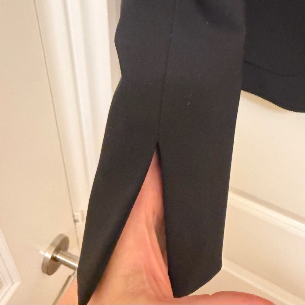 Hugo Boss Elegant Black Blazer in wool fabric Matching jacket - Picture 3 of 16